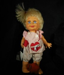 13'' BABY FACE ''SO DELIGHTFUL DEE DEE'' 90 DOLL CHOICE OUTFITS